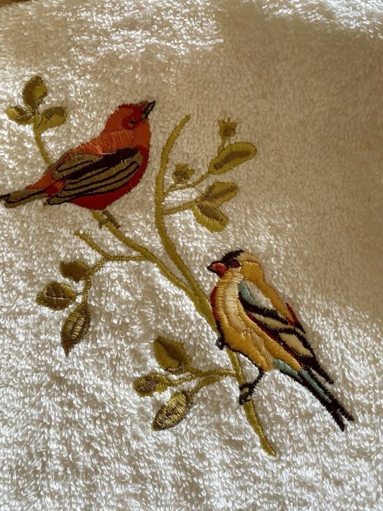 Avanti Gilded Birds Embroidered Towels Set Cotton Bath Hand Towels & Washcloth - Picture 5 of 9